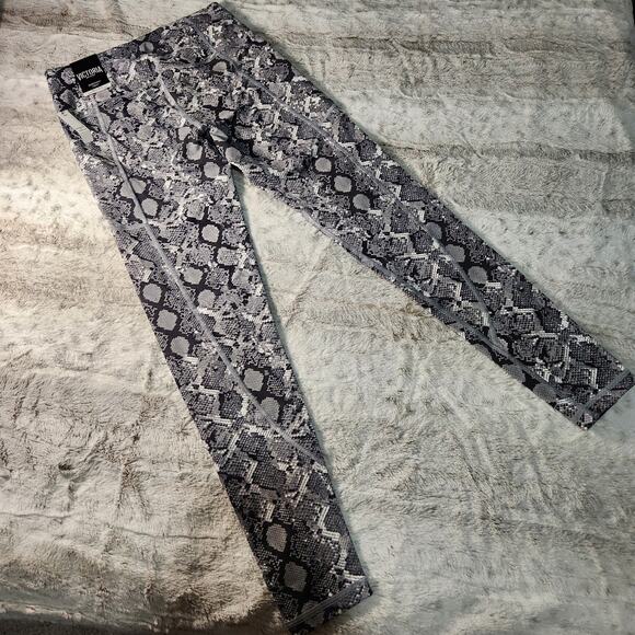 NWT Victoria's Sport Incredible Knockout Bra and Knockout Tight Set Size 34D/S - Picture 7 of 10